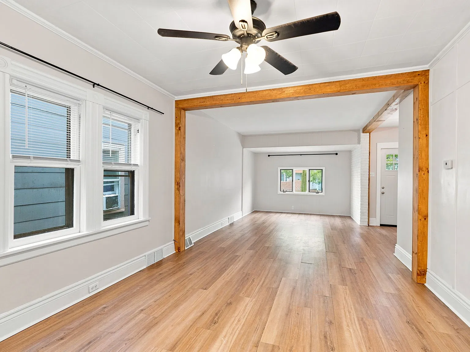 2 bed, 900 sqft, $1,150 — Photo 4