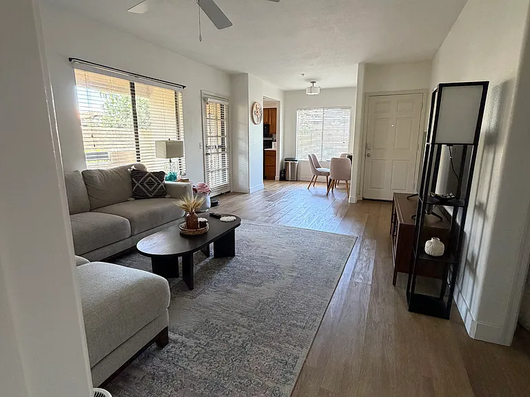 7008 E Gold Dust Ave #125 — Photo 2
