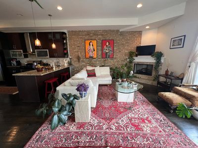 1359 N Noble St #202, Chicago, IL, 60622