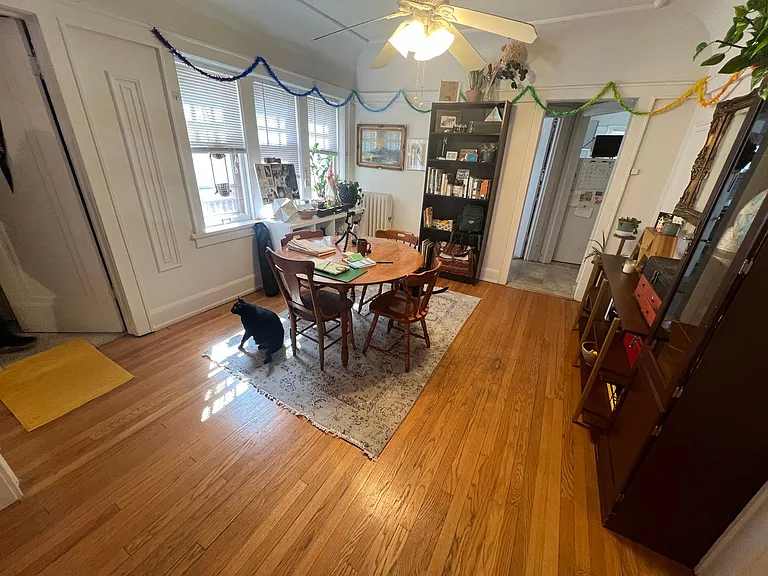 Newport Manor — Photo 86