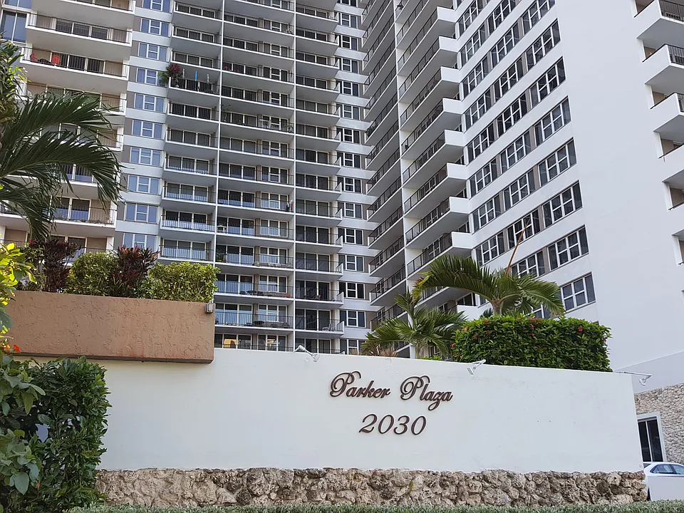 2030 S Ocean Dr #800