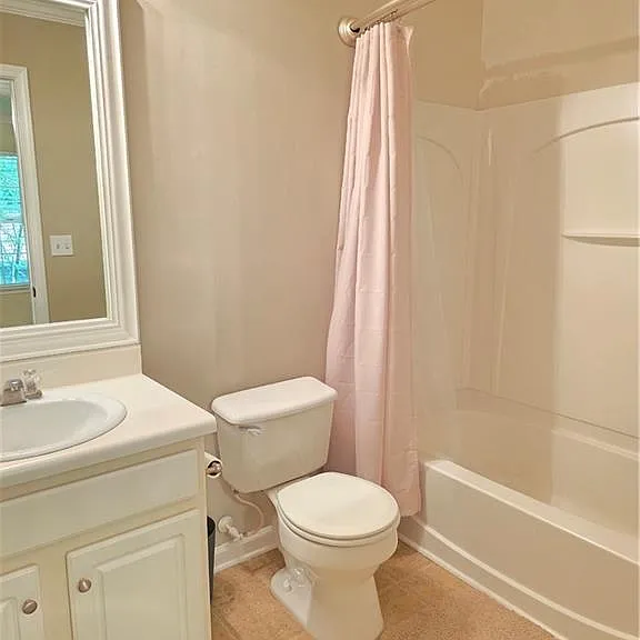 1208 Charleston Ct — Photo 11