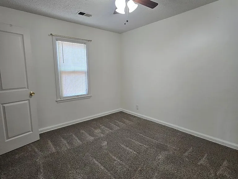 404 E Hopi St — Photo 14