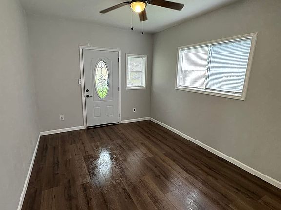 3rd image of 2108 2nd St