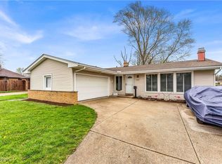 7551 Apollo Dr, Parma, OH