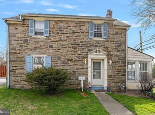 2 Poe Ave, Wyncote, PA 19095