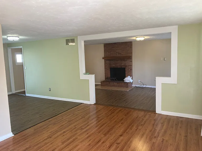 3700 Caracas Dr — Photo 8