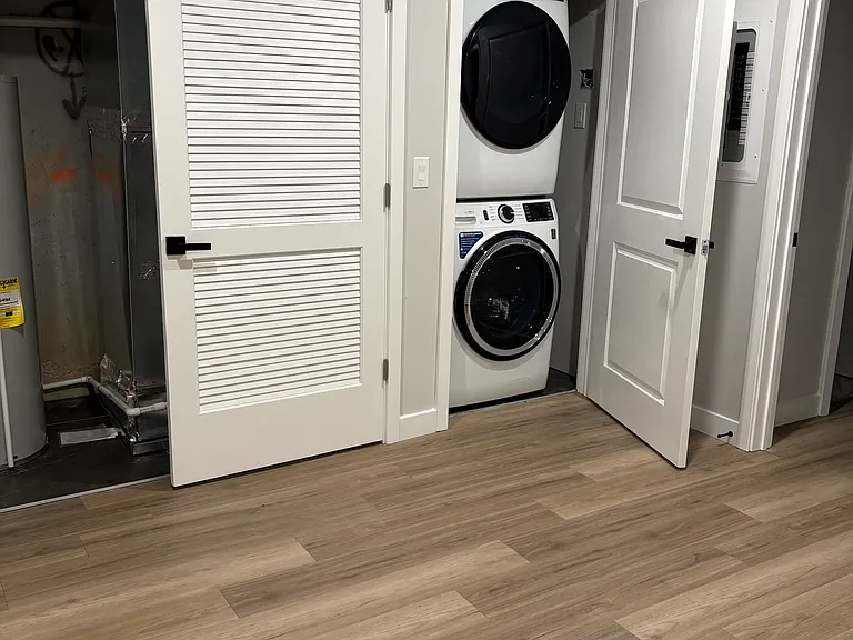 1825 W Diamond St #1R — Photo 4