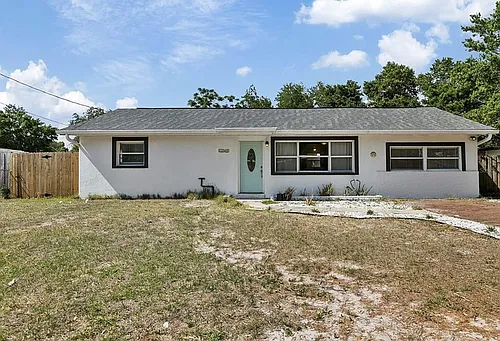 4111 W Montgomery Ter Photo 1