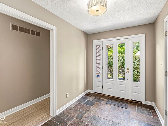 4th image of 1621 Cool Creek Dr