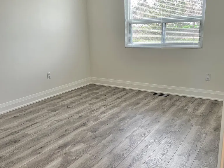 1055 Shawnmarr Rd #17 — Photo 12