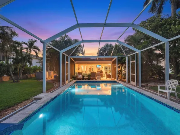 130 Greenbrier St, Marco Island, FL 34145