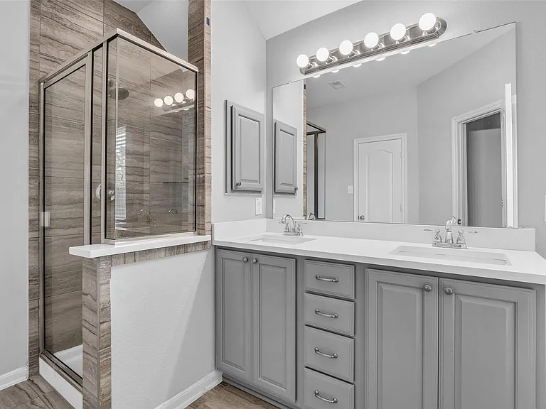 16838 Ellicott Rock Dr — Photo 20