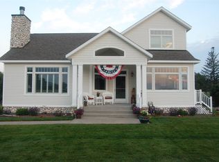215 Front St, Eagle Harbor, MI 49950