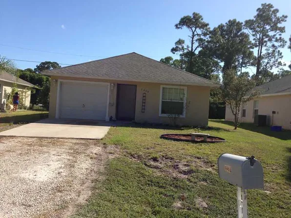 1240 11th Ct SW, Vero Beach, FL 32962