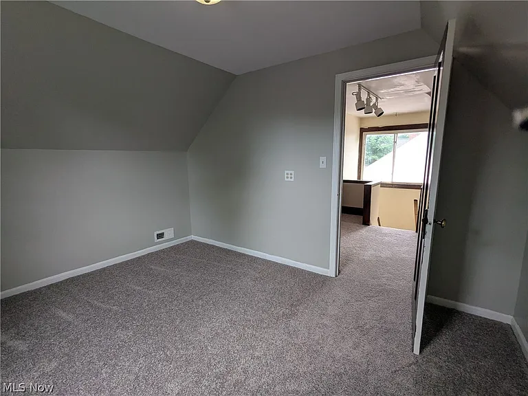1151 Quilliams Rd — Photo 24