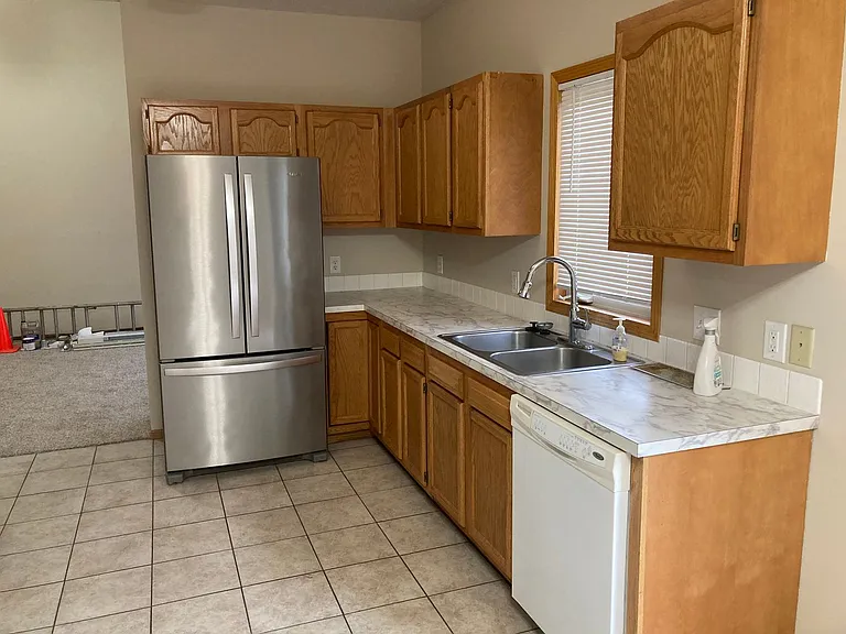 3200 S 79th St — Photo 3
