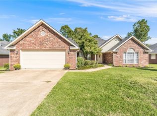 507 SW Maidstone Ave, Bentonville, AR 72712