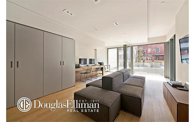 Rented by Douglas Elliman | media 35