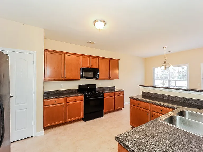 605 Needle Rush Cir — Photo 8