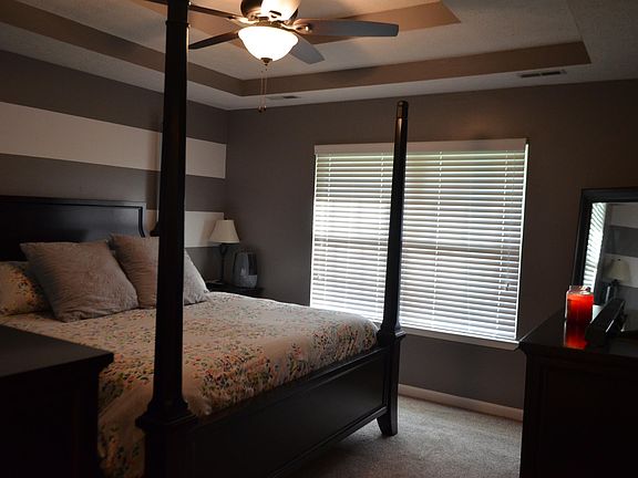 5th image of 288 Drake Dr