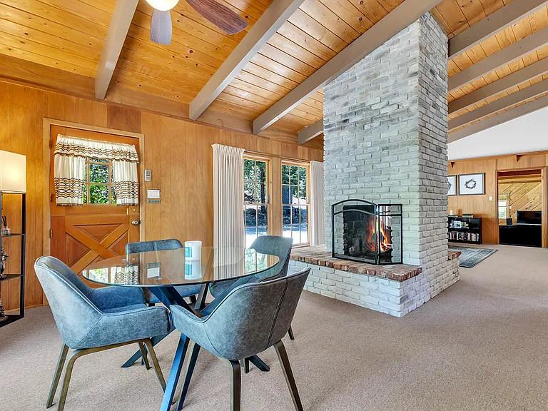 25465 Seneca Dr — Photo 7
