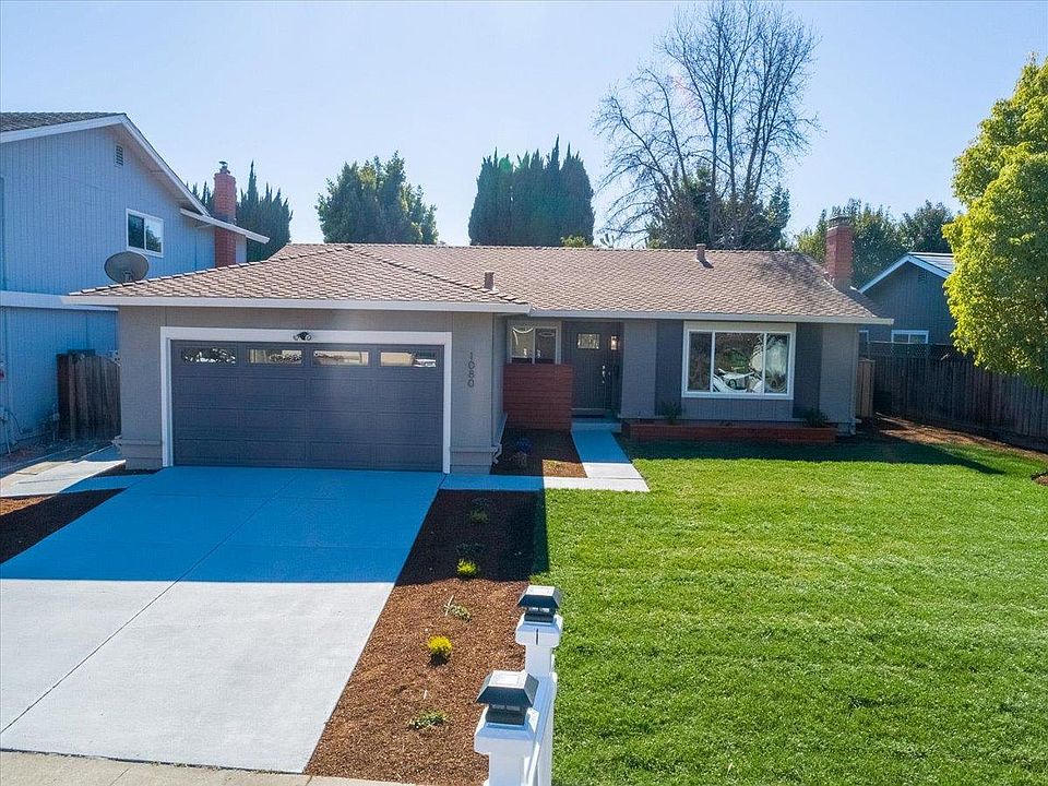 1st image of 1080 Royal Acres Ct