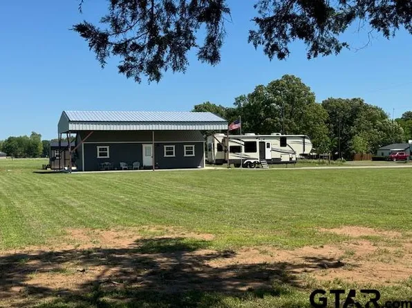 1039 County Road 1540, Alba, TX 75410