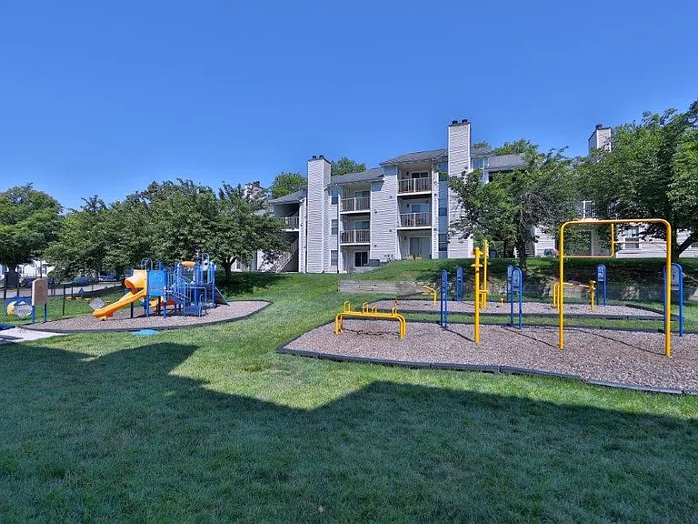 Chase Lea Apartment Homes — Photo 16