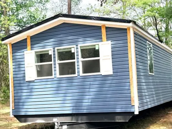 128 Joseph Dr, Raeford, NC 28376