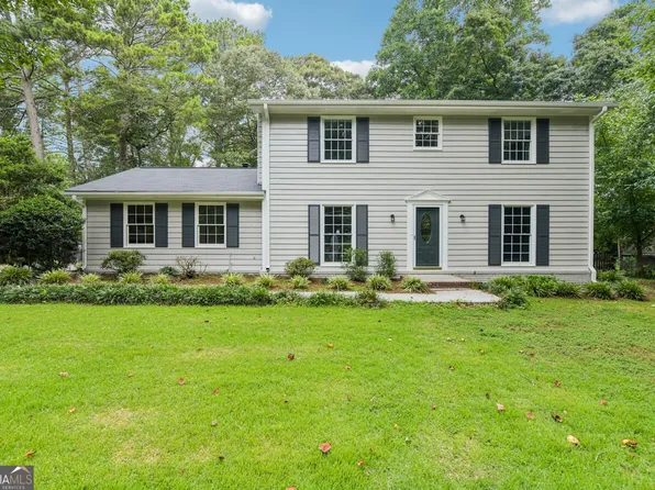 714 Continental Dr, Lawrenceville, GA 30044