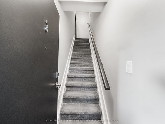 3rd image of 14 Dartford Rd Unit 3