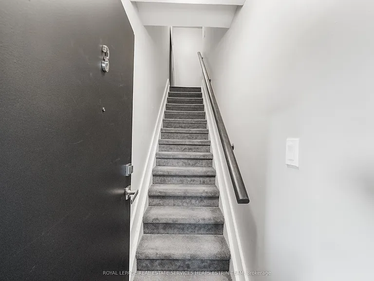 14 Dartford Rd #3 — Photo 3