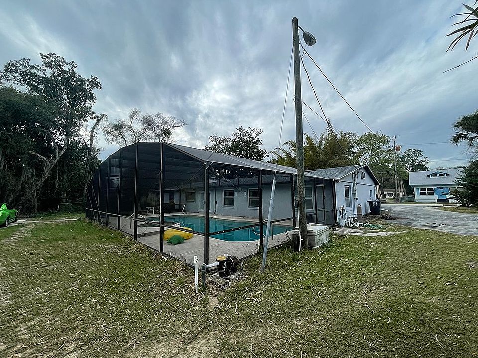1st image of 152 Dix Ave