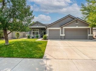 1768 Big Boulder Dr, Reno, NV 89521