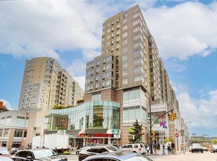 40-22 College Point Blvd #6D, Flushing, NY 11354