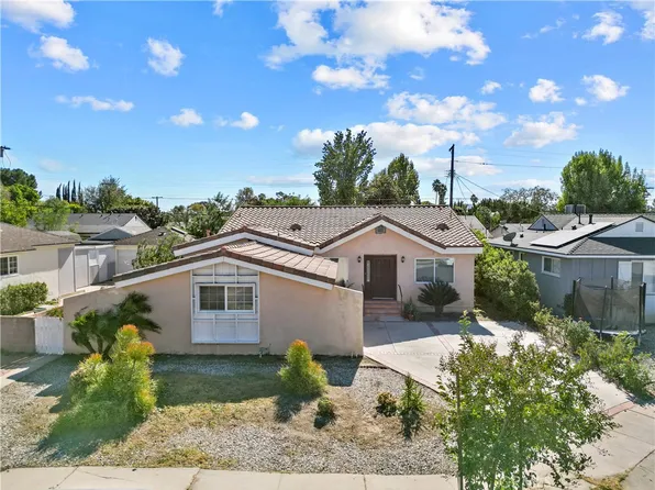 17226 Elkwood St, Van Nuys, CA 91406