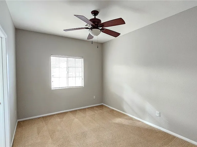 266 Echo Dell Ct — Photo 26