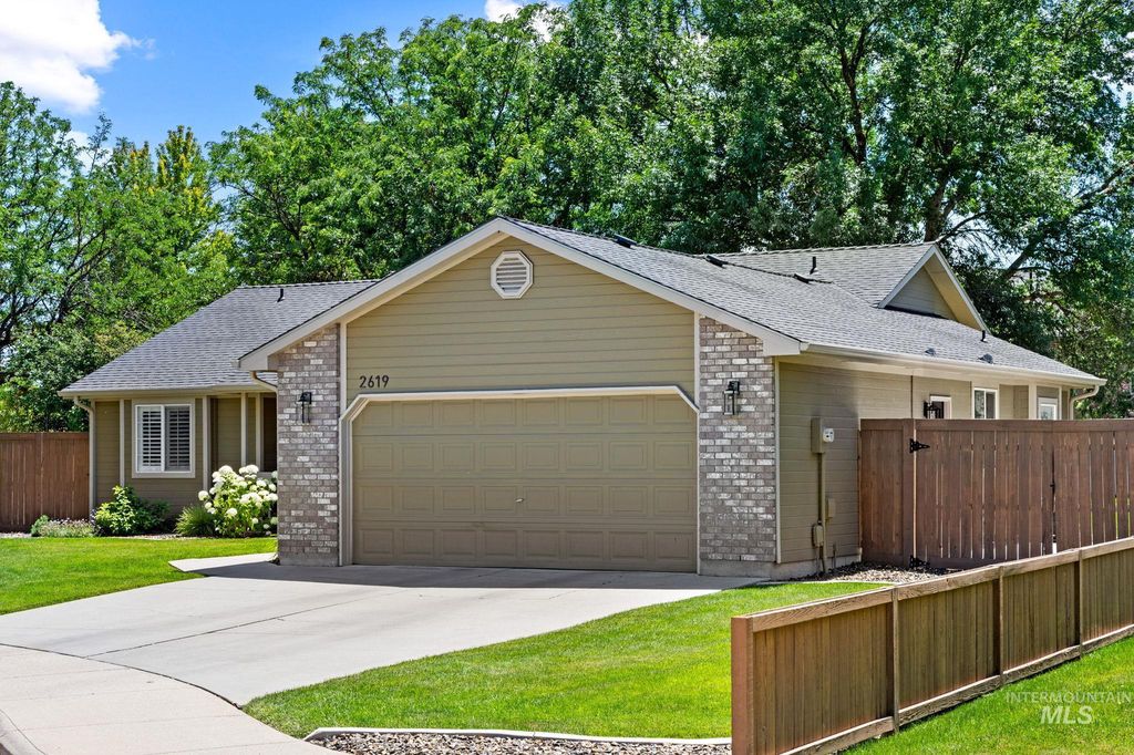 2619 E Apricot Ct, Meridian, ID - View 4