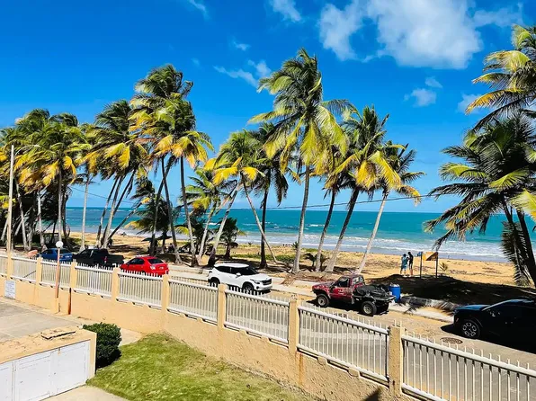 3 Calle Ocean Dr, Luquillo, PR 00773