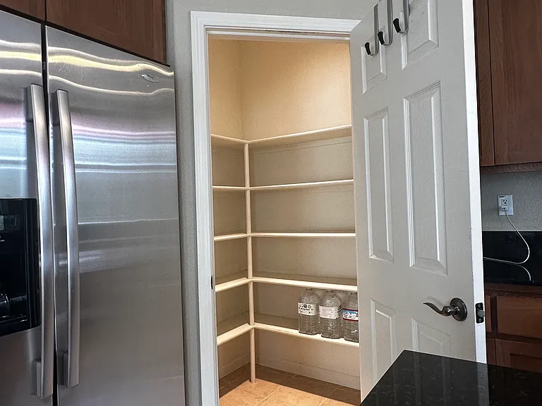 611 Falling Star Dr — Photo 6
