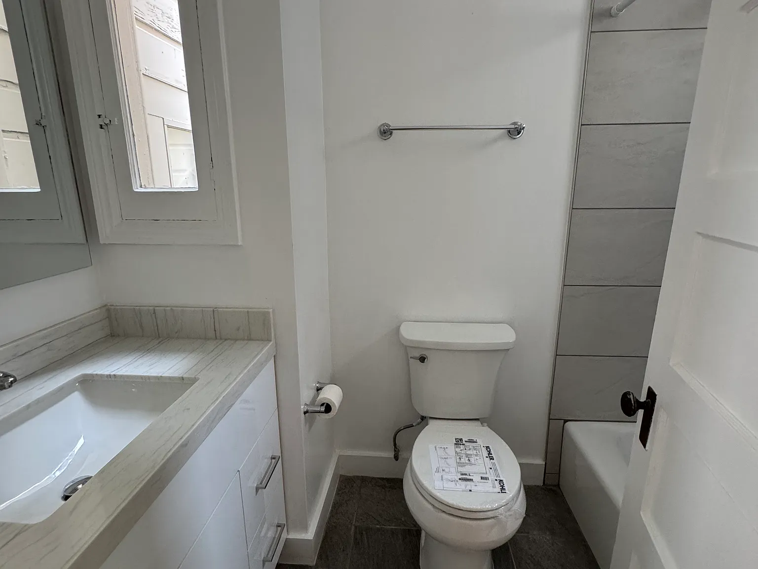 2 bed, $4,000 — Photo 3
