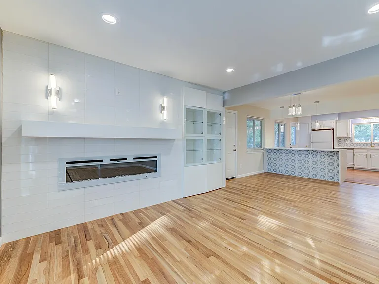 814 Fernview Dr — Photo 13