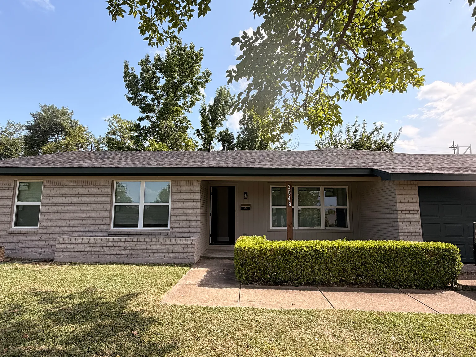 4 bed, 1800 sqft, $2,390 — Photo 1