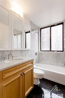 Rented by Mirador Real Estate | media 13