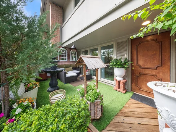 6563 Bayou Glen Rd, Houston, TX 77057