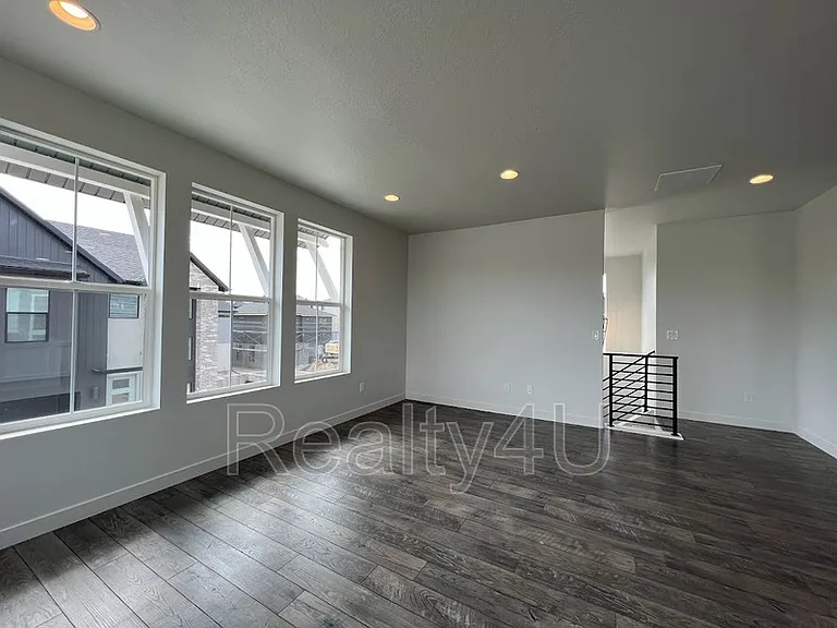 2771 N 3870 W — Photo 7