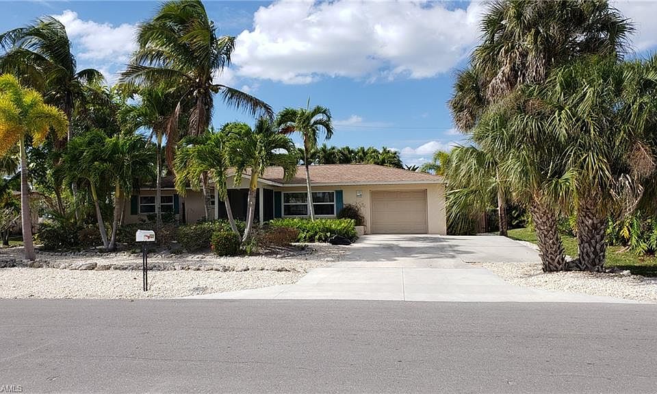 123 Connecticut St, Fort Myers Beach, FL 33931 | Zillow