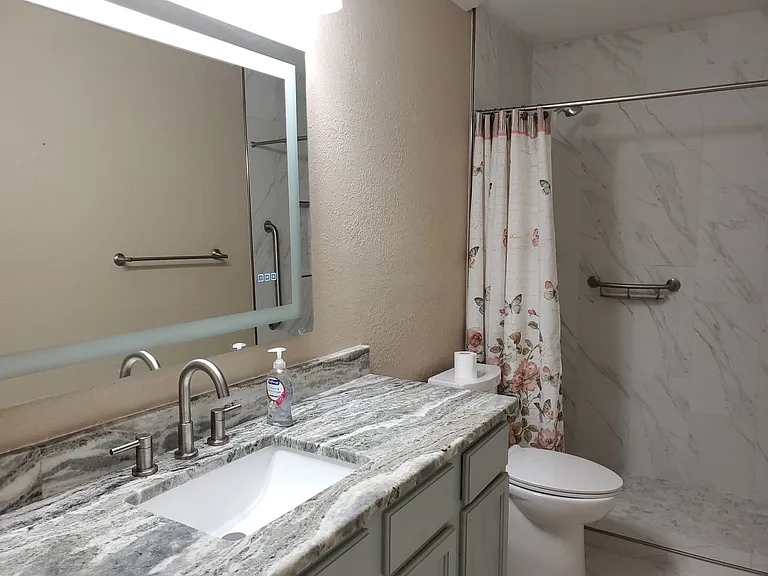 109 Jennison Sq — Photo 13