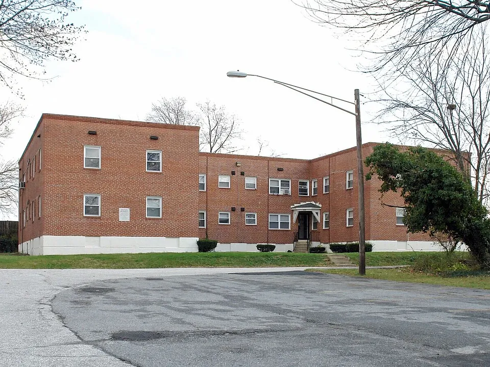 Winston Court Apartments